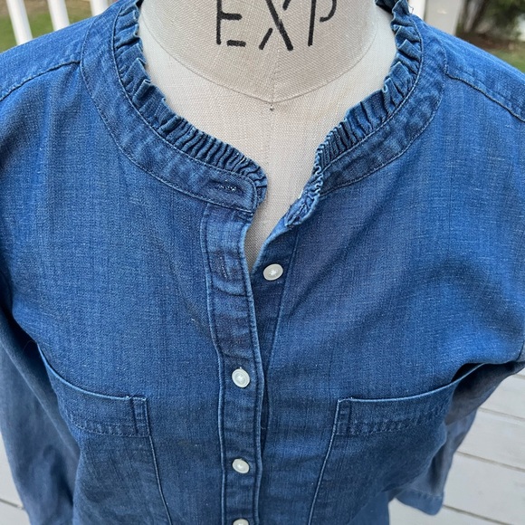 AT Loft Denim top - Picture 2 of 4